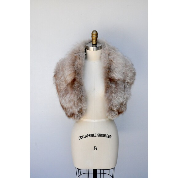 Vintage Arctic Fox Fur Stole Collar Shawl Shrug Cape - 50s 60s - Picture 9 of 10